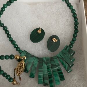 Necklace and earring malachite set